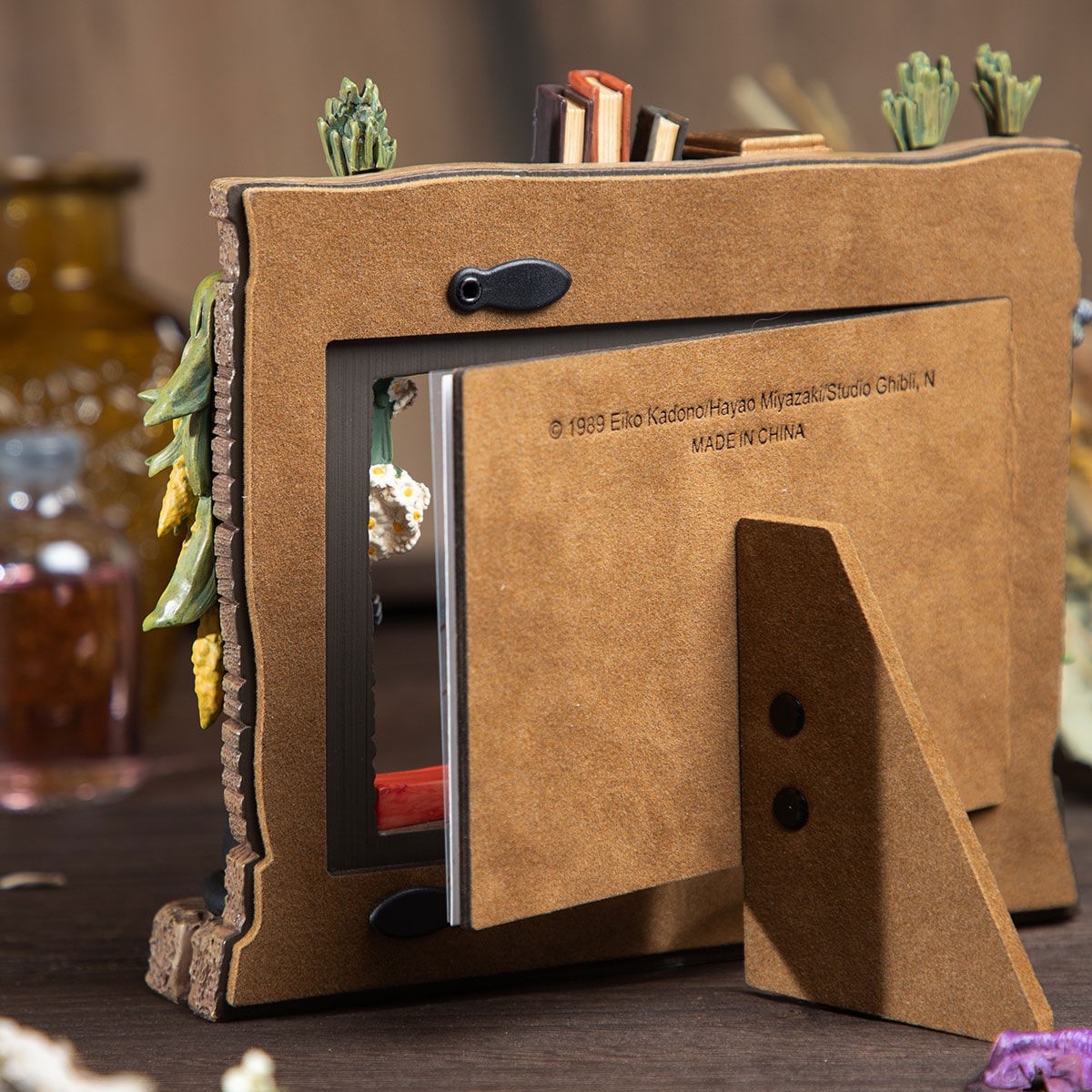 BACK ORDER Benelic - Kiki's Delivery Service Photo Frame: Witch's House [JP]