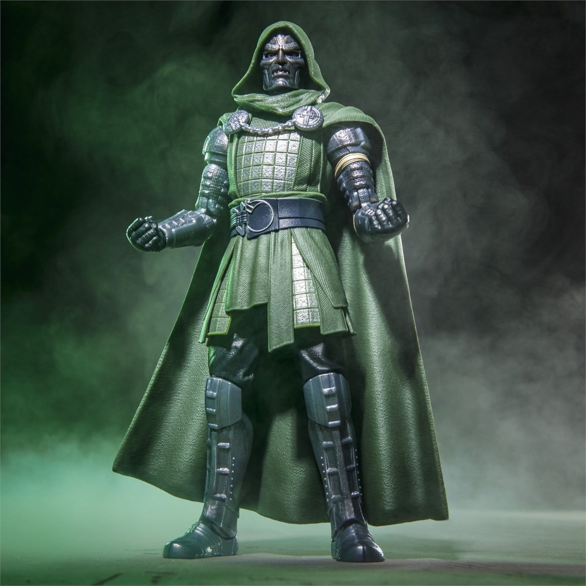 SPECIAL ORDER Hasbro - Marvel Legends Series - Avengers: Doomsday - Doctor Doom [JP]