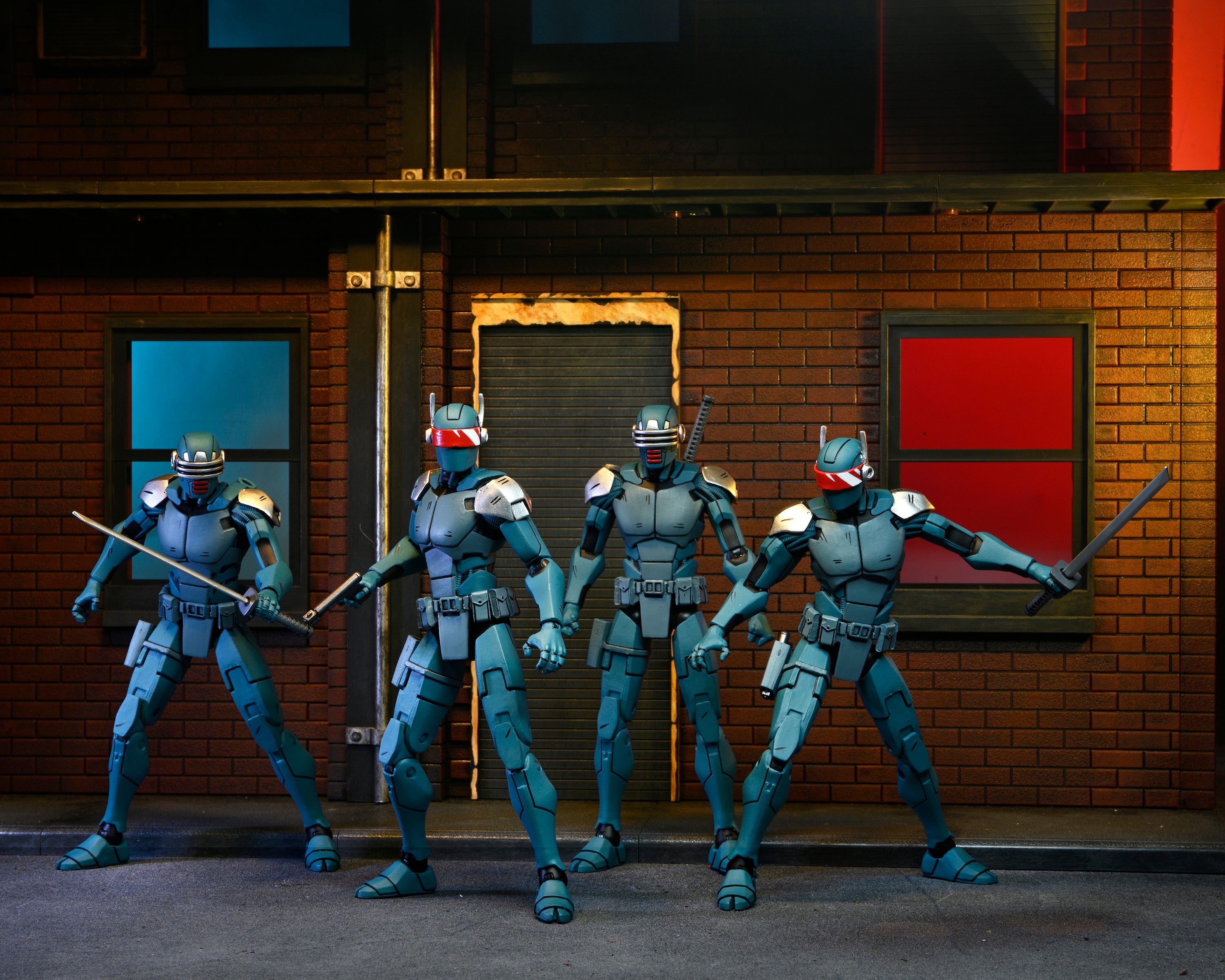 PRE-ORDER NECA - 7-inch Action Figure - TMNT: The Last Ronin - Ultimate Synja Patrol Bot