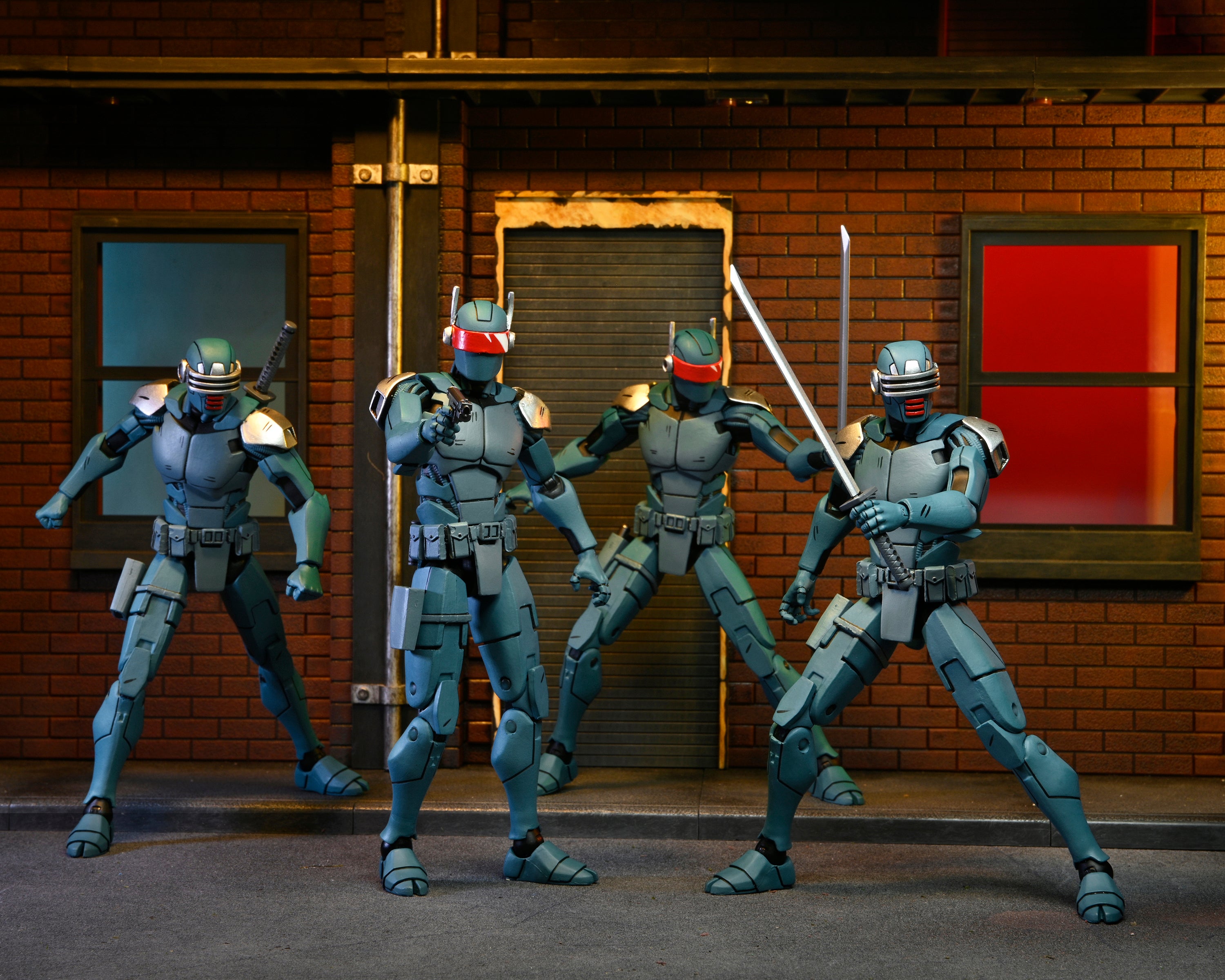 PRE-ORDER NECA - 7-inch Action Figure - TMNT: The Last Ronin - Ultimate Synja Patrol Bot