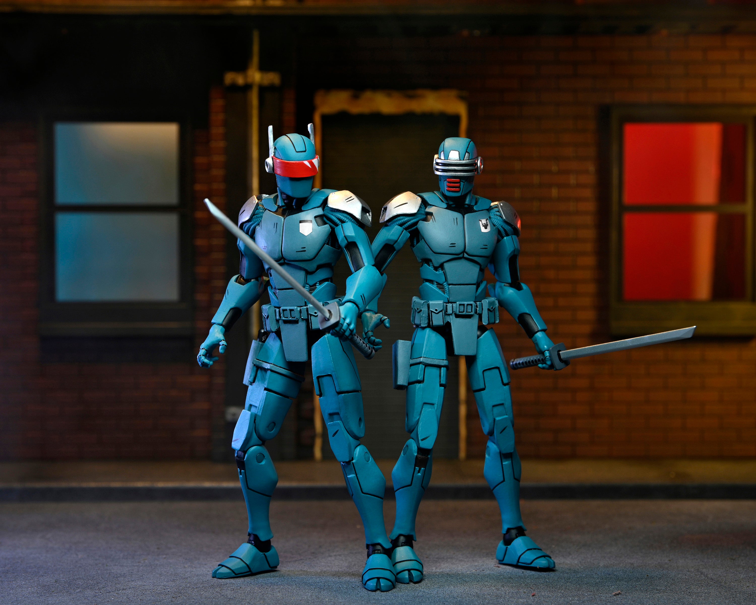 PRE-ORDER NECA - 7-inch Action Figure - TMNT: The Last Ronin - Ultimate Synja Patrol Bot