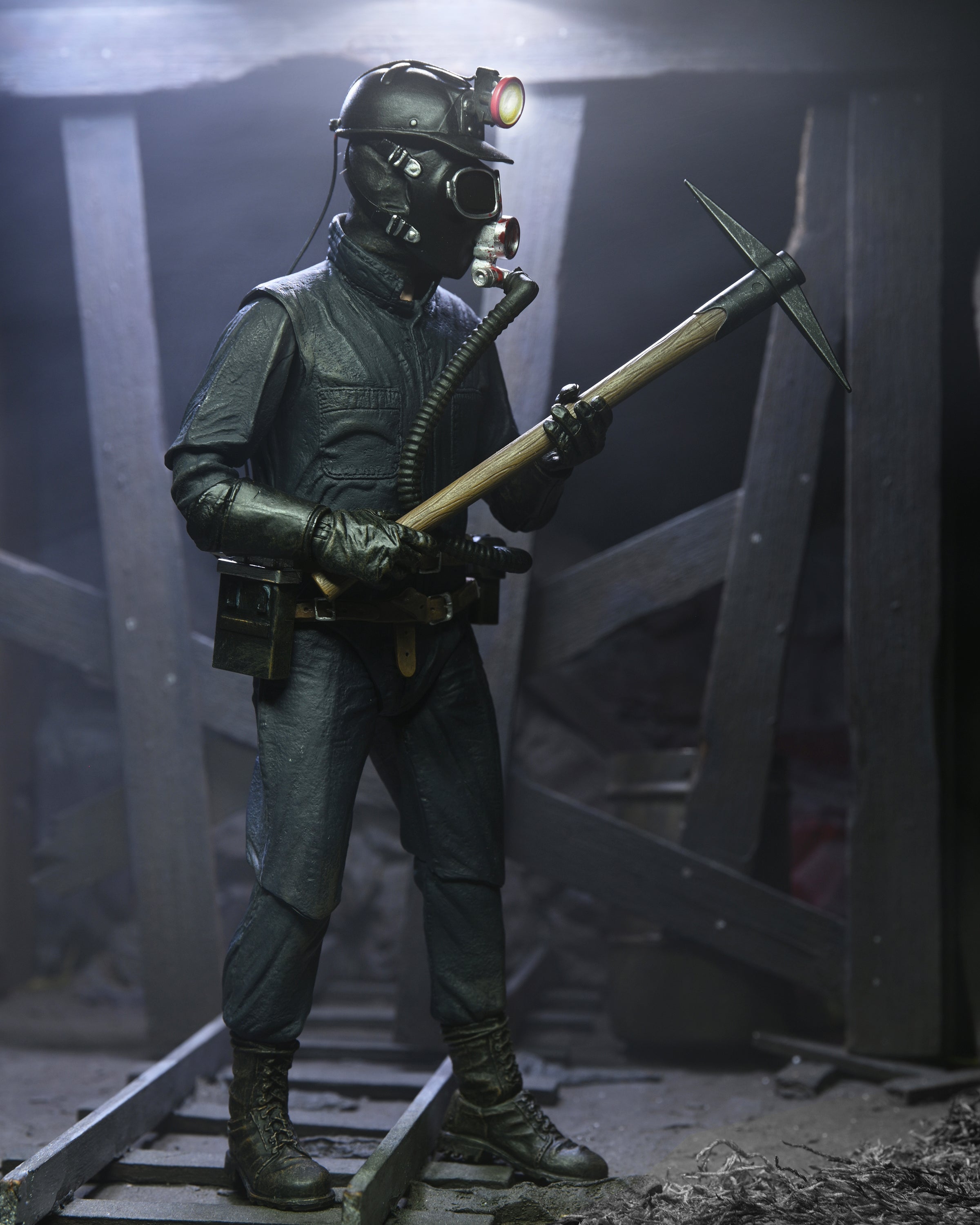 PRE-ORDER NECA - 7-inch Action Figure - My Bloody Valentine - The Ultimate Miner