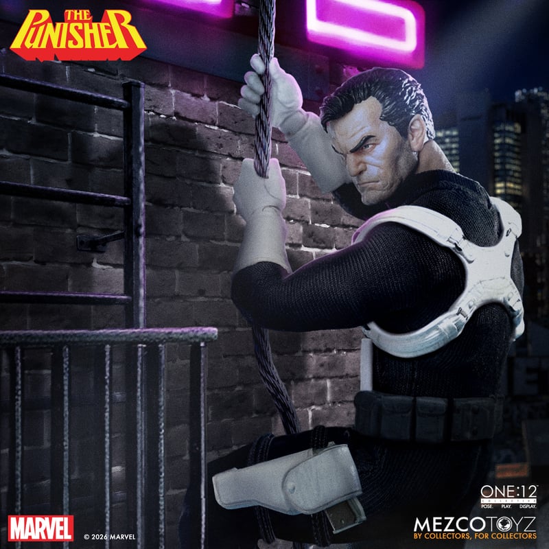 PRE-ORDER Mezco Toyz - One:12 Collective - The Punisher - Punisher 1/12