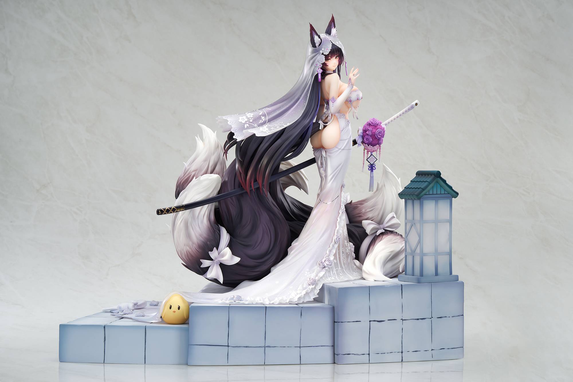 SPECIAL ORDER APEX - Azur Lane - Musashi: Purest Wisteria Ver. with LED Acrylic Display Case Special Edition 1/7 [JP]