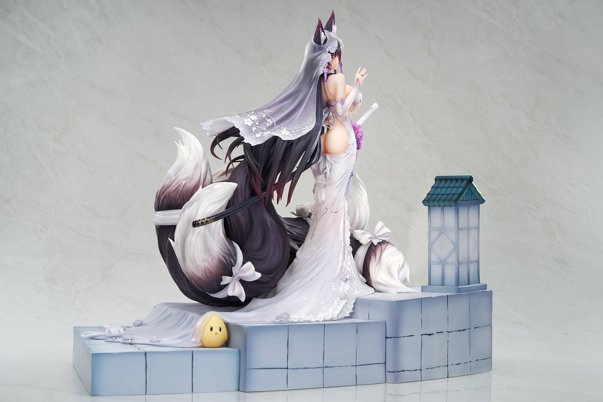 SPECIAL ORDER APEX - Azur Lane - Musashi: Purest Wisteria Ver. with LED Acrylic Display Case Special Edition 1/7 [JP]