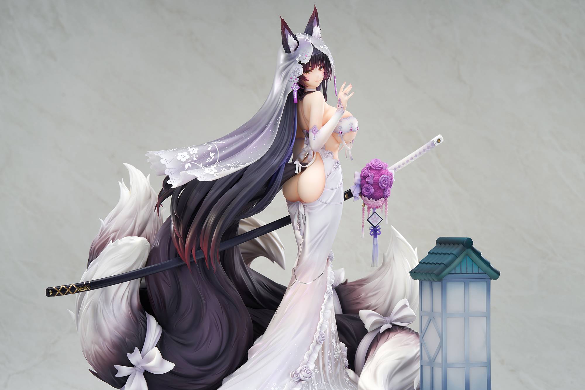 SPECIAL ORDER APEX - Azur Lane - Musashi: Purest Wisteria Ver. with LED Acrylic Display Case Special Edition 1/7 [JP]