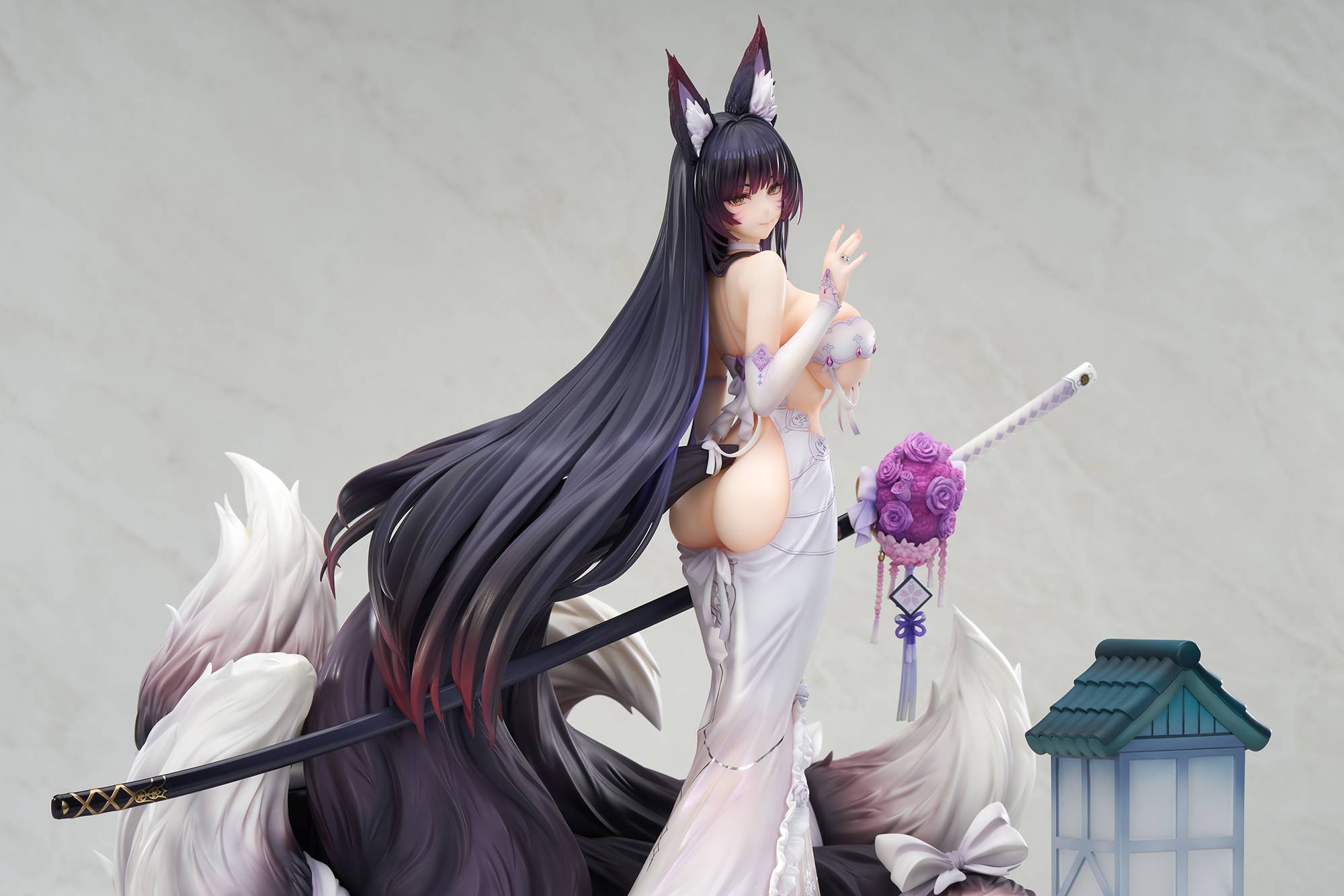 SPECIAL ORDER APEX - Azur Lane - Musashi: Purest Wisteria Ver. with LED Acrylic Display Case Special Edition 1/7 [JP]