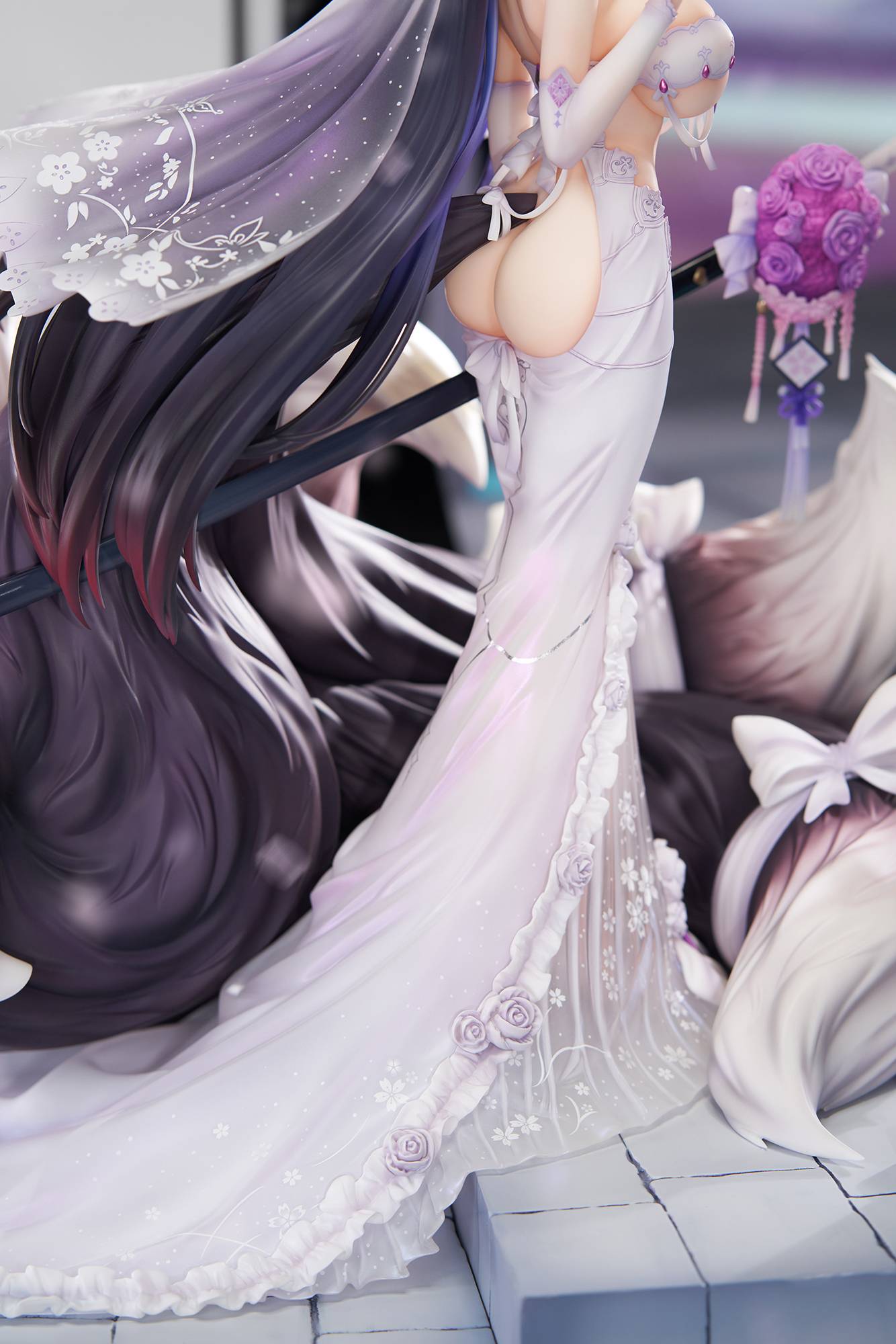 SPECIAL ORDER APEX - Azur Lane - Musashi: Purest Wisteria Ver. with LED Acrylic Display Case Special Edition 1/7 [JP]
