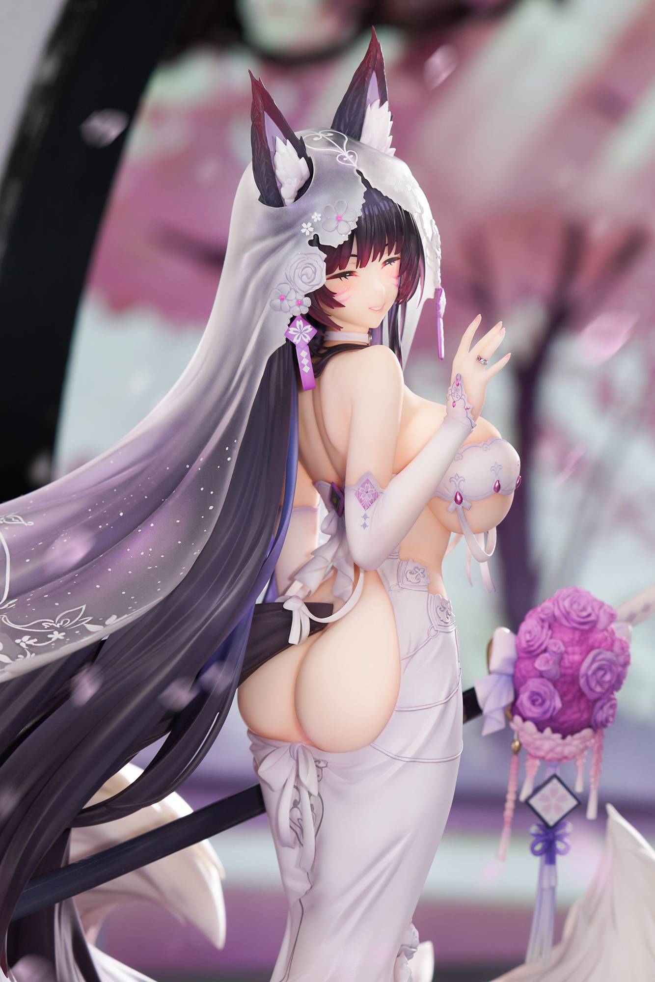 SPECIAL ORDER APEX - Azur Lane - Musashi: Purest Wisteria Ver. with LED Acrylic Display Case Special Edition 1/7 [JP]