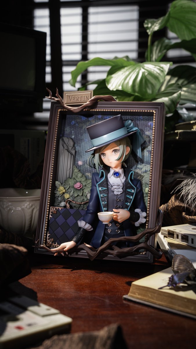 PRE-ORDER Apex - Reverse 1999: VERTIN 3D Photo Frame Figure