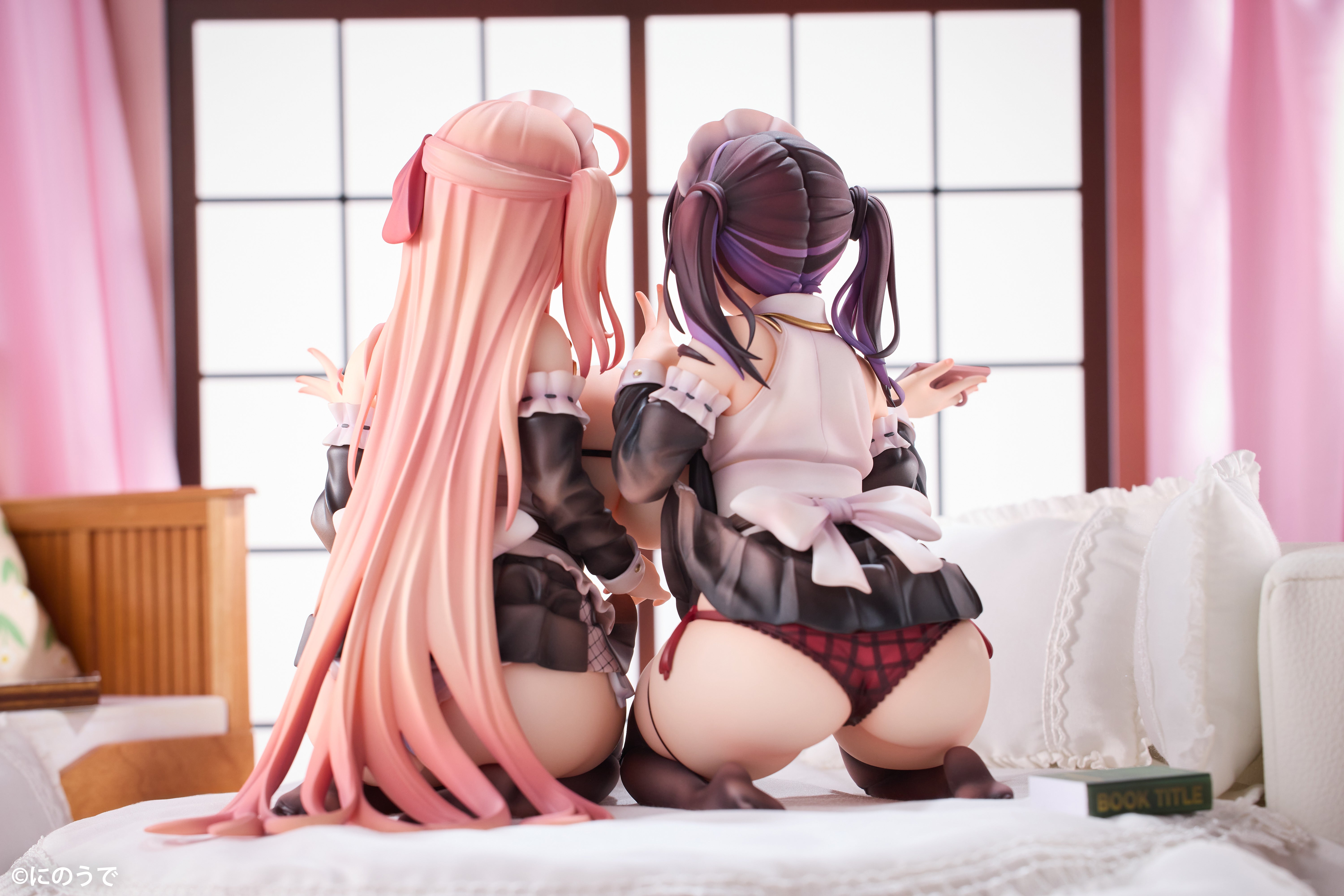 PRE-ORDER SHOWMAN - Original Works - Koho Miya & Otsuhani Fuwari Set 1/5