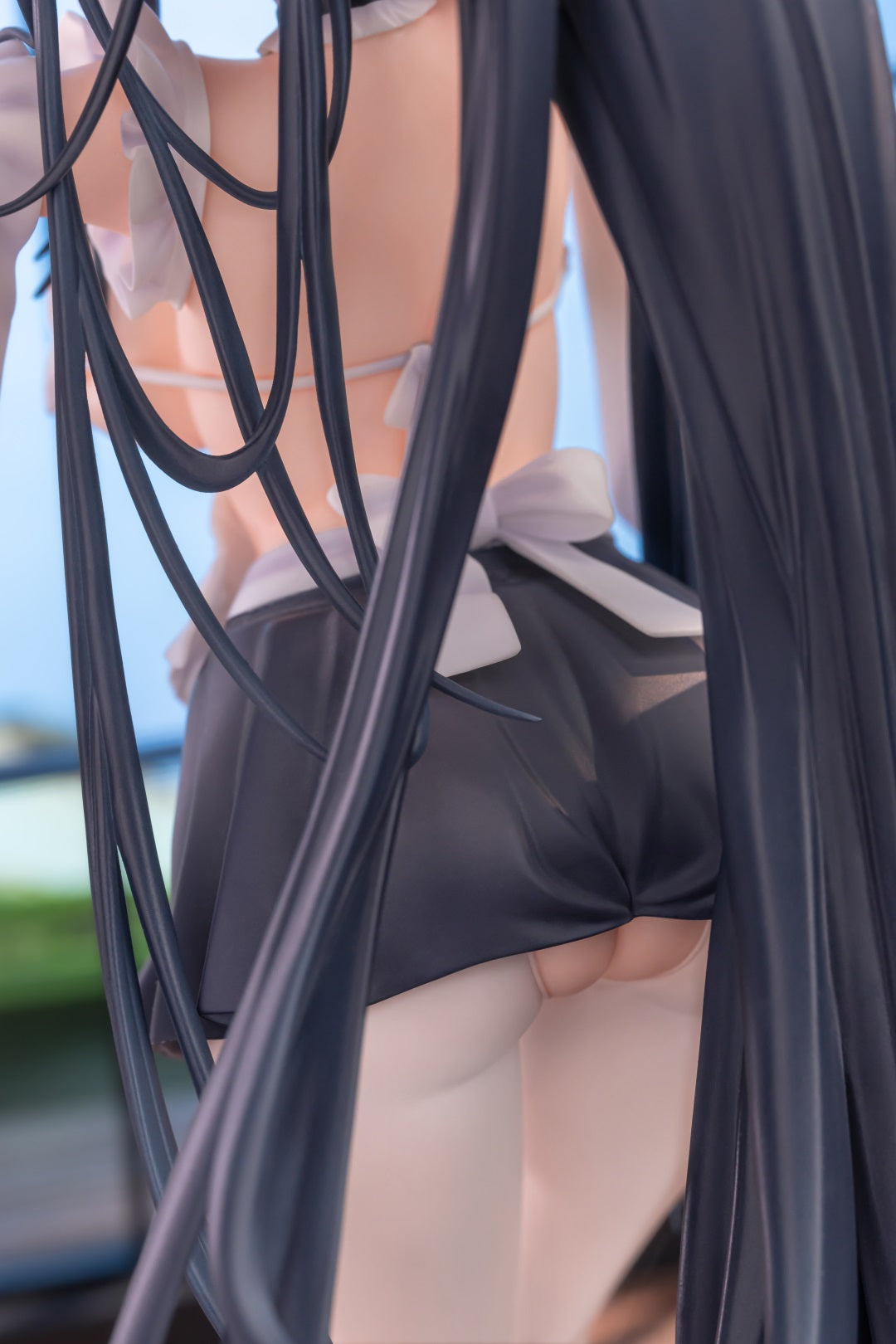 PRE-ORDER AniGame - Azur Lane - Indomitable: Ms. Motivationless Maid Ver. 1/6