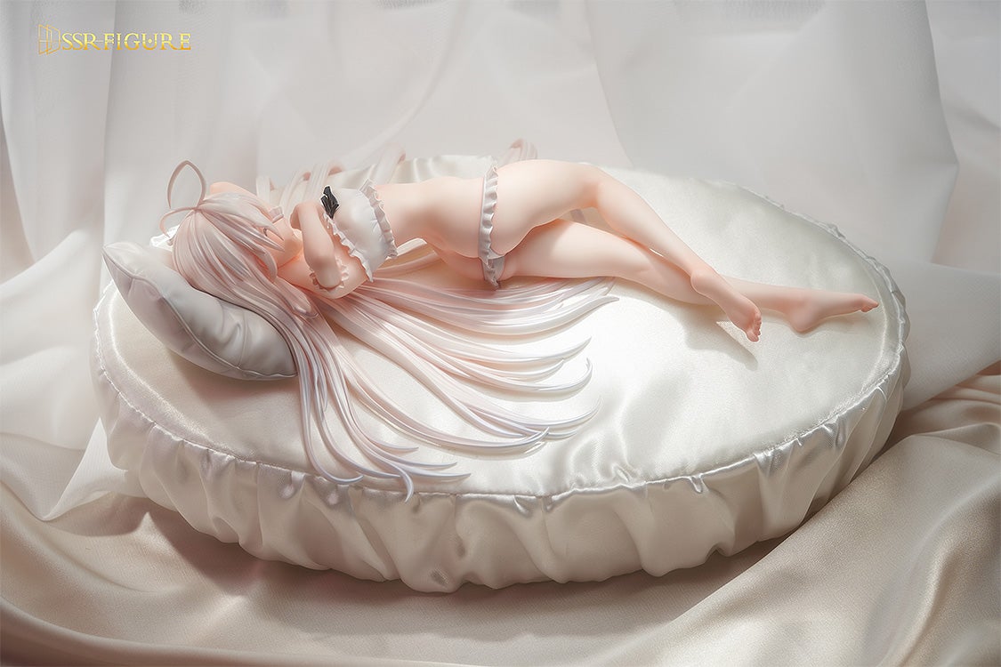 PRE-ORDER SSR FIGURE - Wakening White Haired-Chan 1/7