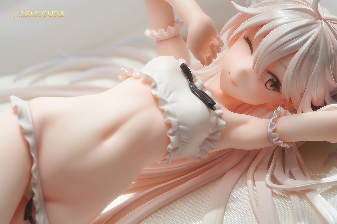 PRE-ORDER SSR FIGURE - Wakening White Haired-Chan 1/7