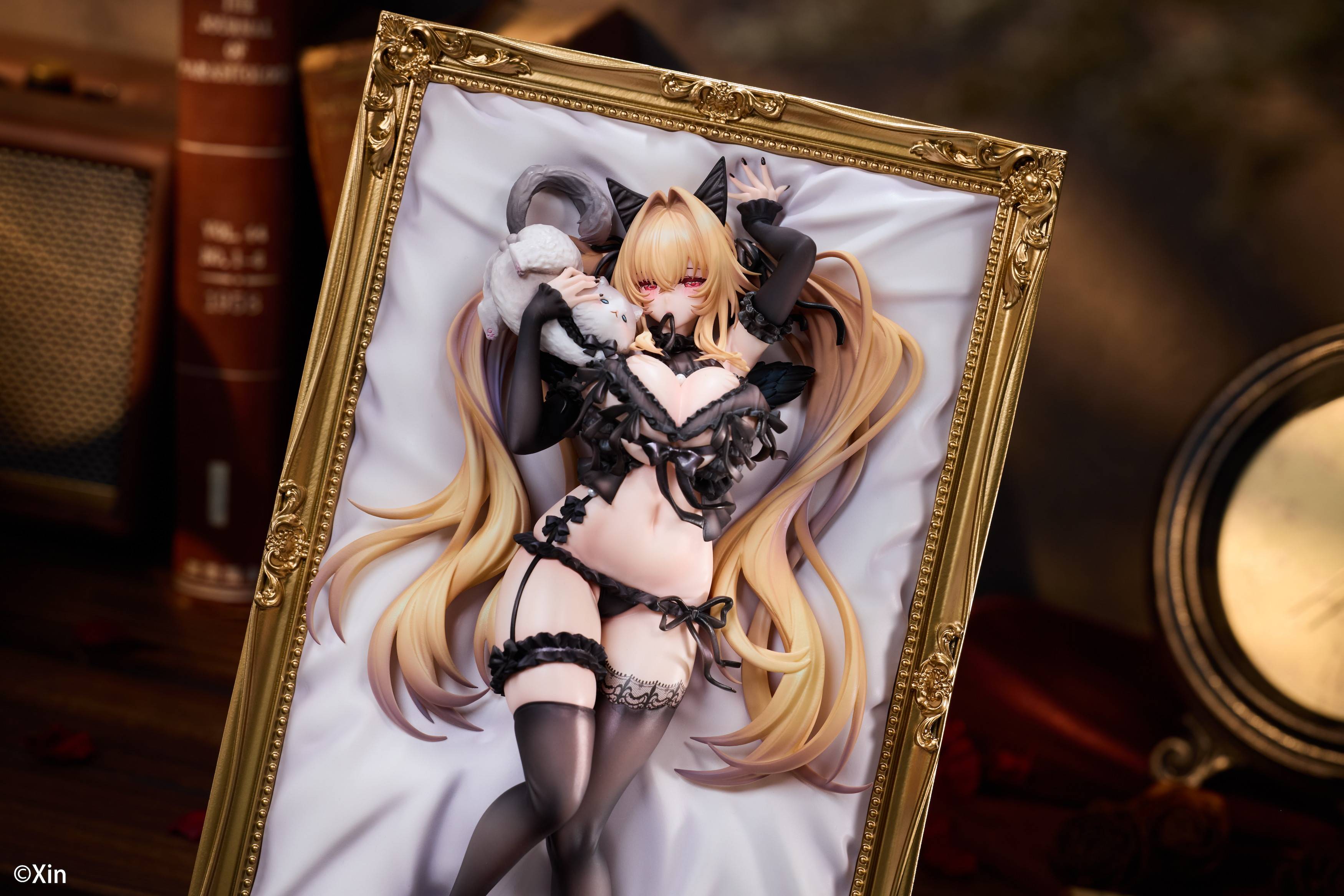 SPECIAL ORDER Novel Stella - Xin Illustration - Stella: Black Cat Ver. 1/7 [JP]