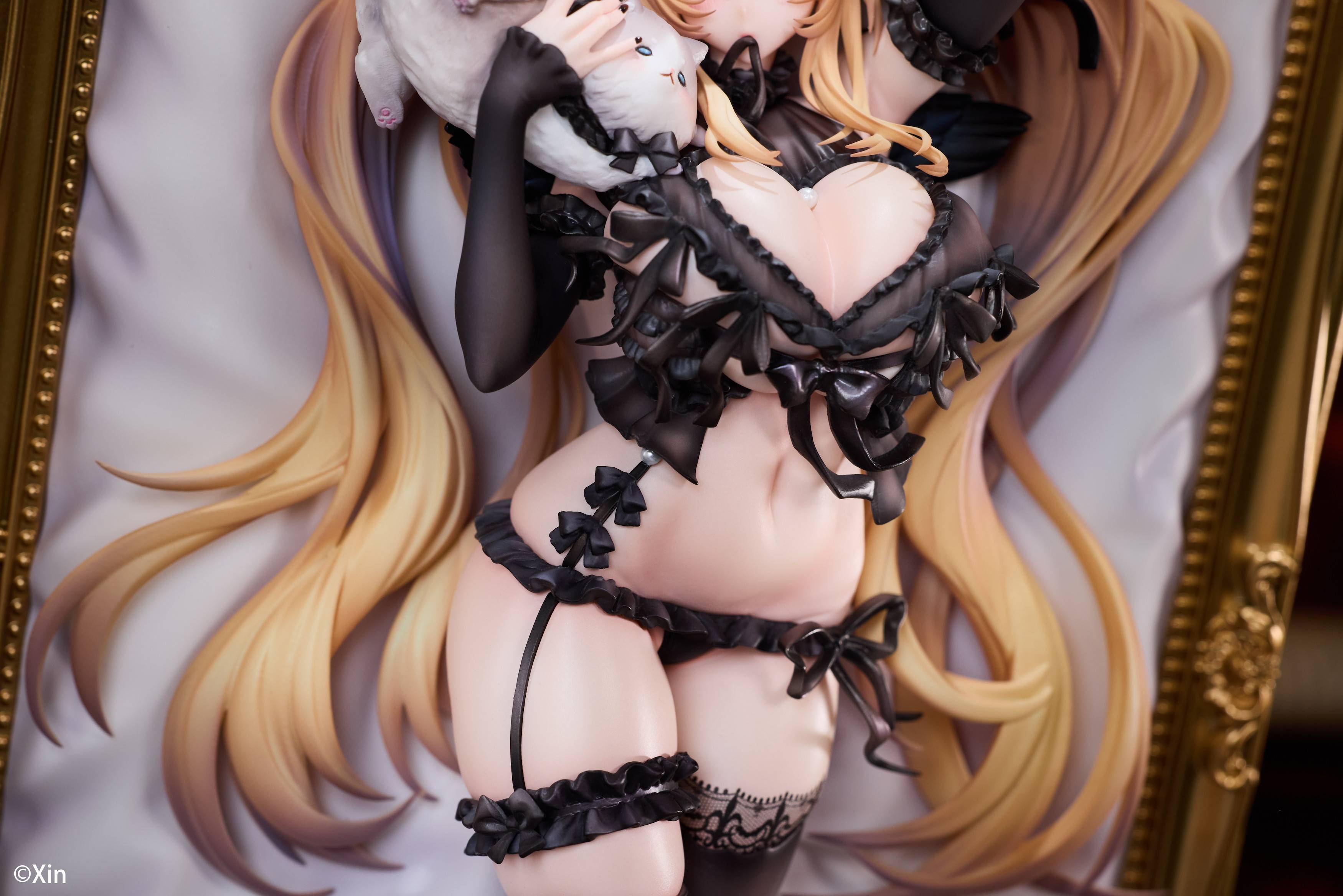 SPECIAL ORDER Novel Stella - Xin Illustration - Stella: Black Cat Ver. 1/7 [JP]