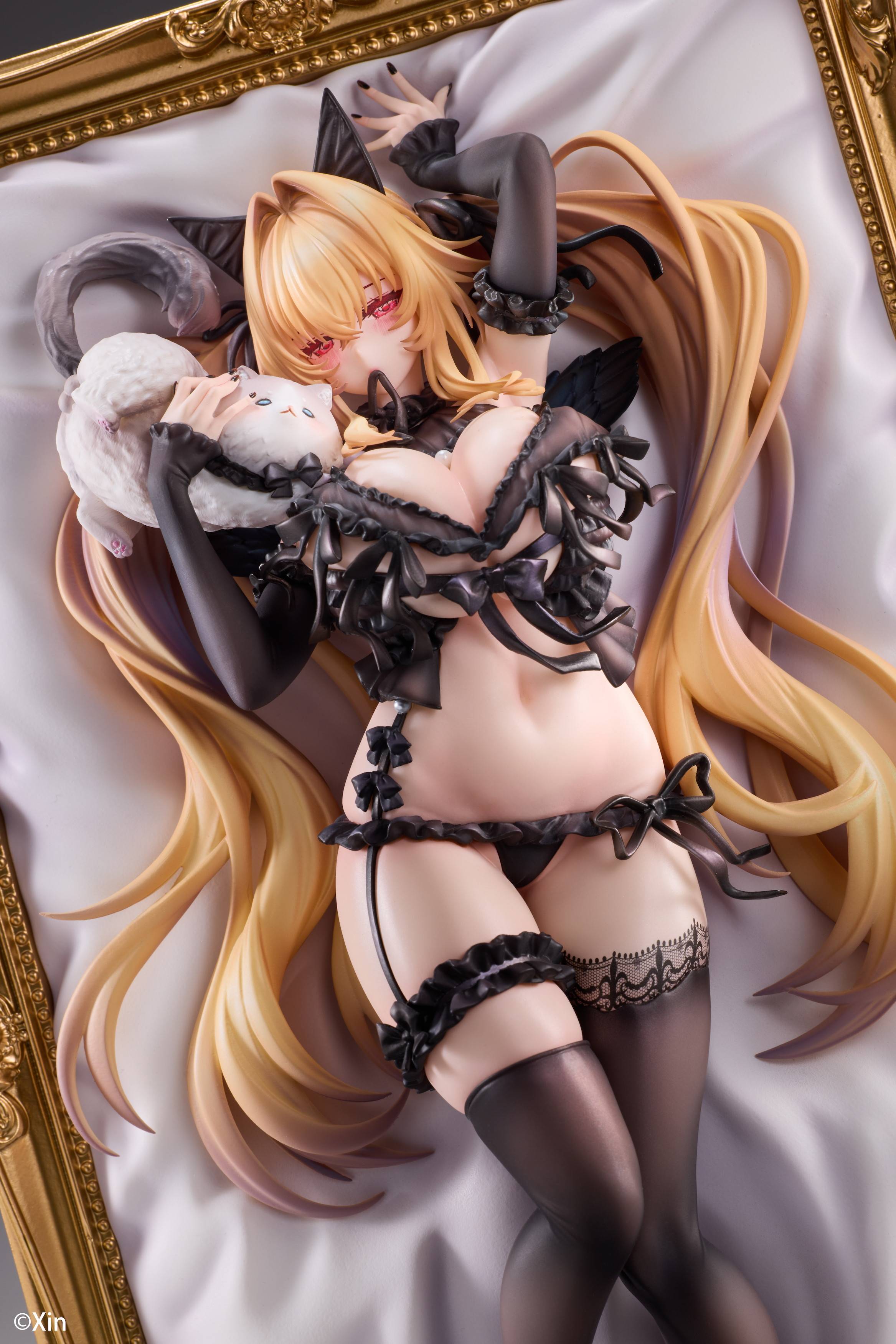 SPECIAL ORDER Novel Stella - Xin Illustration - Stella: Black Cat Ver. Deluxe Edition 1/7 [JP]