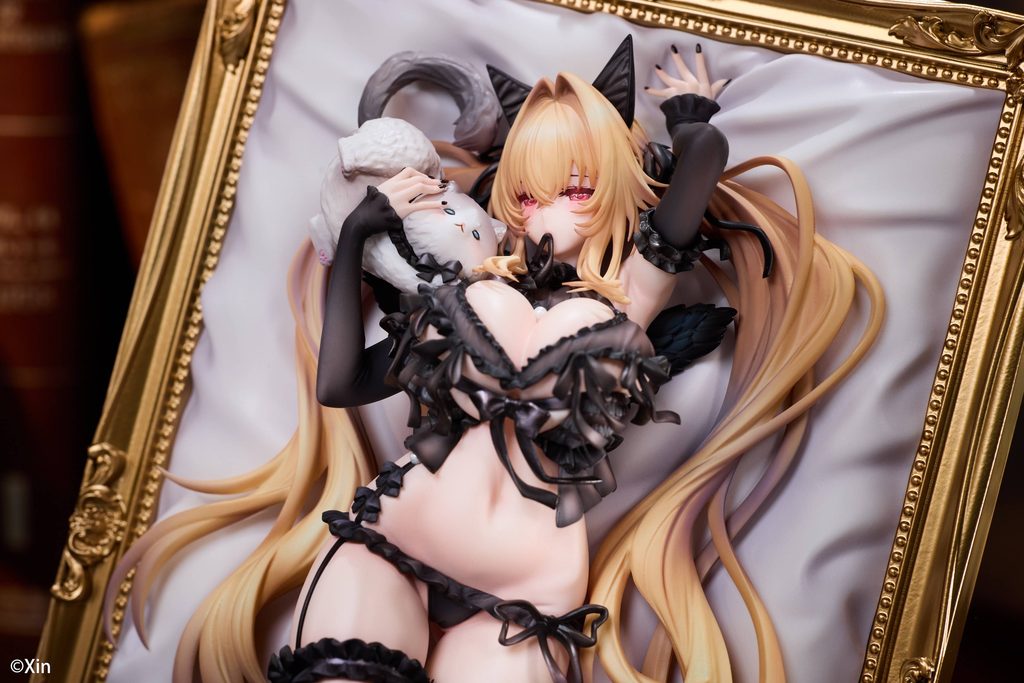 SPECIAL ORDER Novel Stella - Xin Illustration - Stella: Black Cat Ver. Deluxe Edition 1/7 [JP]