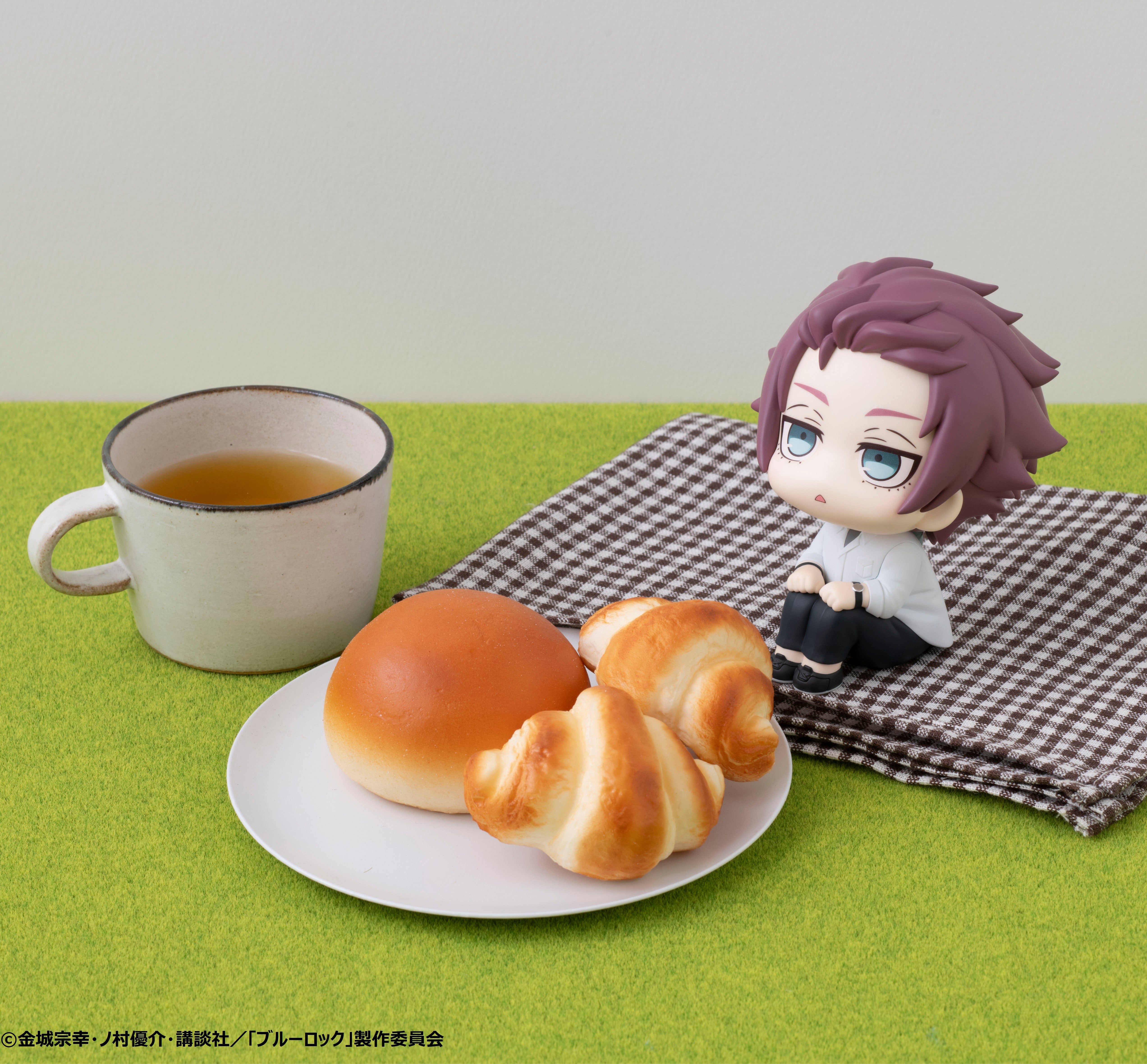 PRE-ORDER MegaHouse - Look Up - BLUELOCK - Itoshi Sae