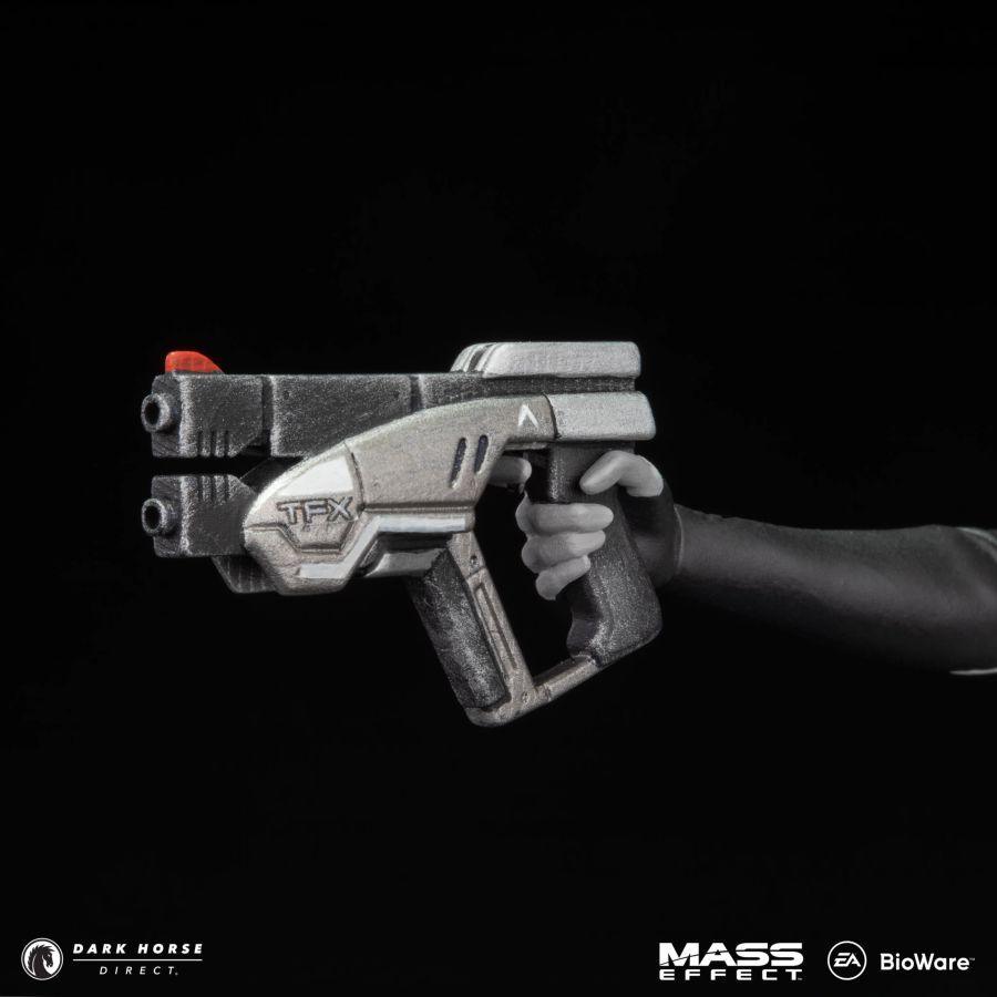 PRE-ORDER Dark Horse - Mass Effect - Miranda Lawson