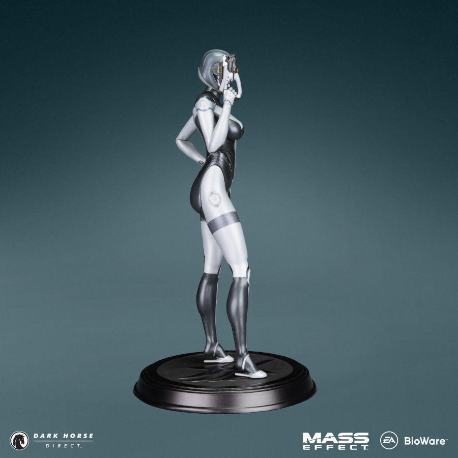 PRE-ORDER Dark Horse - Mass Effect - EDI