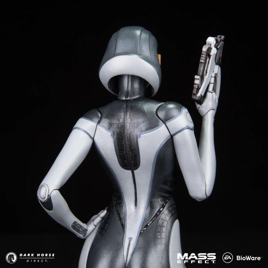 PRE-ORDER Dark Horse - Mass Effect - EDI
