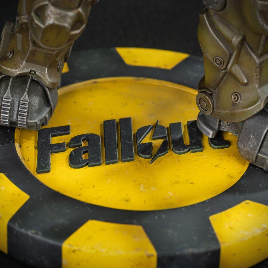 PRE-ORDER Dark Horse - Prime Video Originals: Fallout - NCR Power Armor