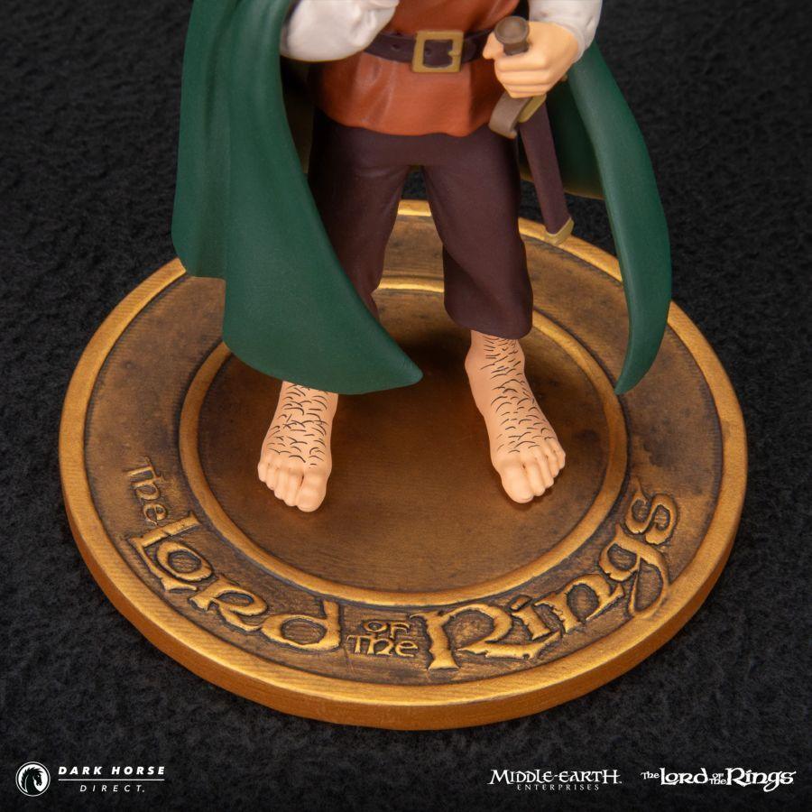 PRE-ORDER Dark Horse - The Lord of the Rings Animated Film Figure Set - Frodo, Aragorn, and Samwise