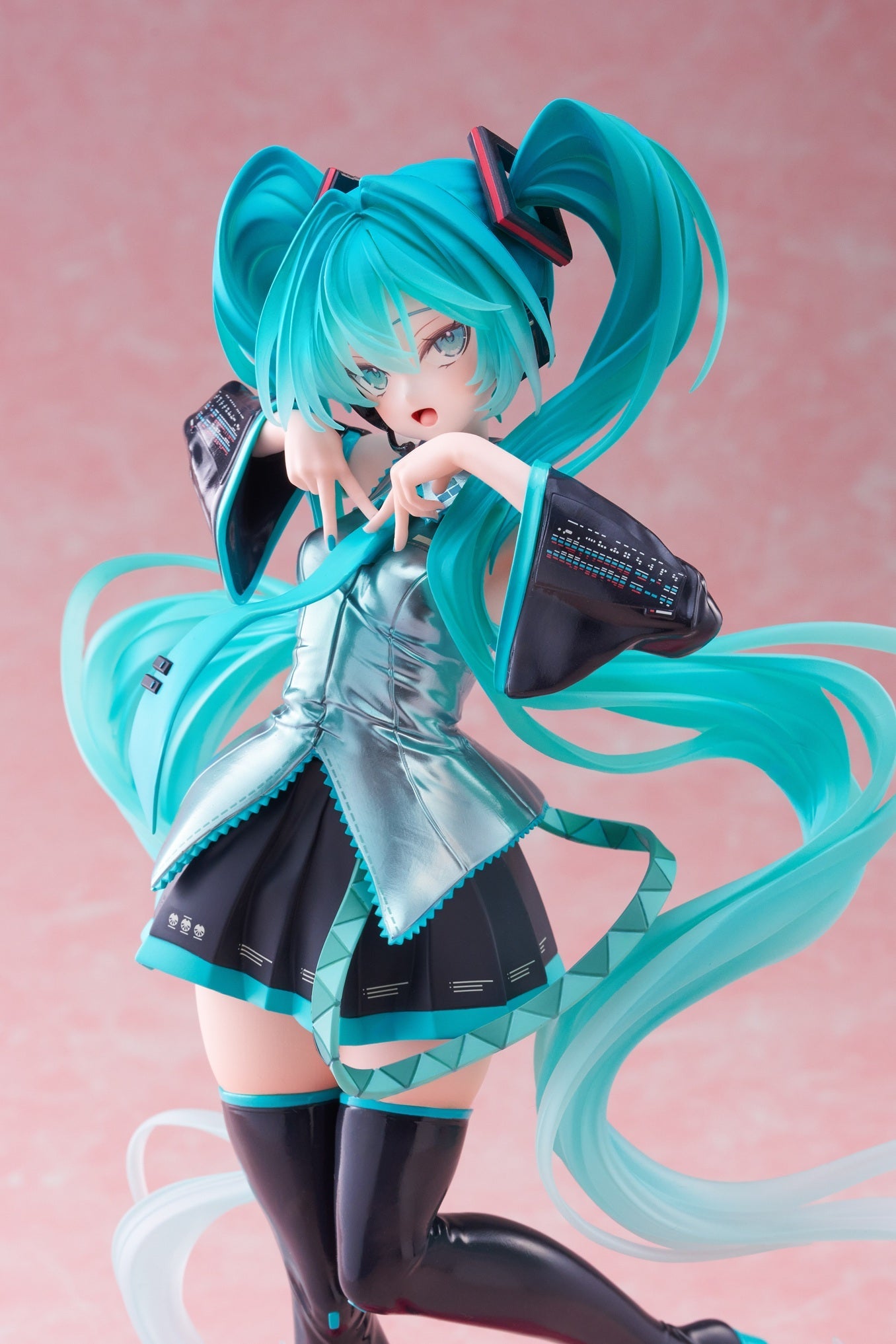 PRE-ORDER TAITO - Hatsune Miku T-Most Figure - Hatsune Miku