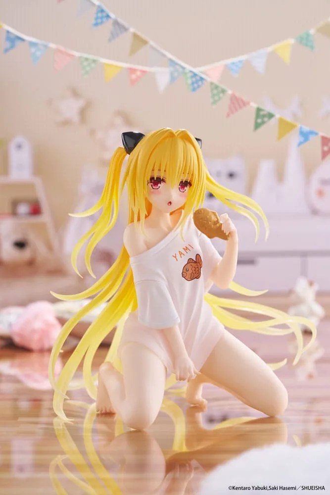 PRE-ORDER TAITO - To Love-Ru Darkness Desktop Cute Figure - Golden Darkness: Roomwear Ver.