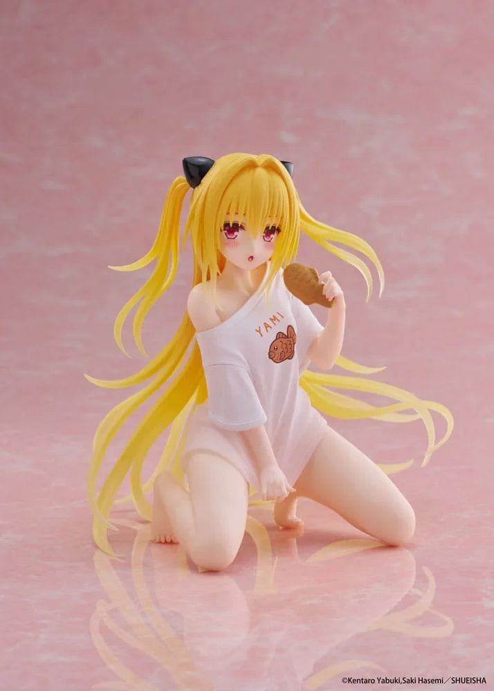 PRE-ORDER TAITO - To Love-Ru Darkness Desktop Cute Figure - Golden Darkness: Roomwear Ver.