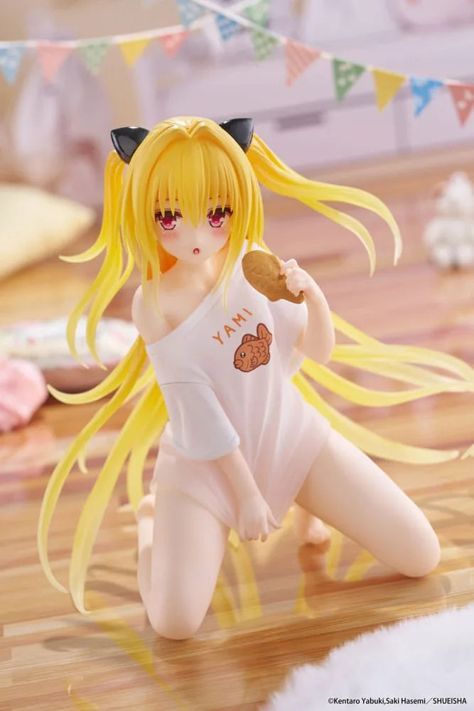 PRE-ORDER TAITO - To Love-Ru Darkness Desktop Cute Figure - Golden Darkness: Roomwear Ver.