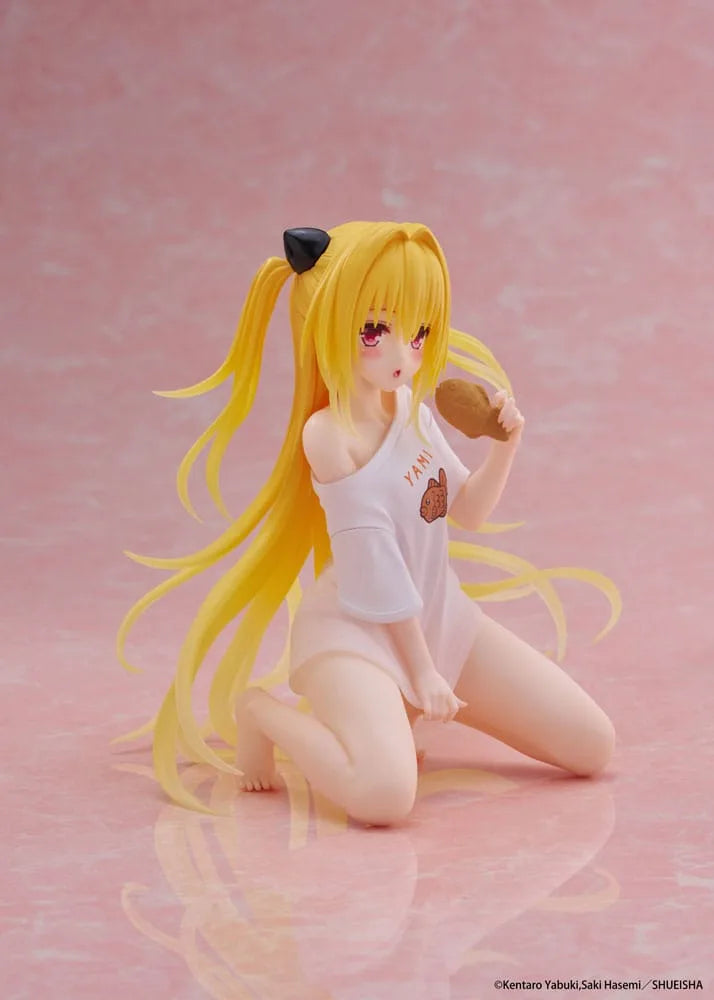 PRE-ORDER TAITO - To Love-Ru Darkness Desktop Cute Figure - Golden Darkness: Roomwear Ver.