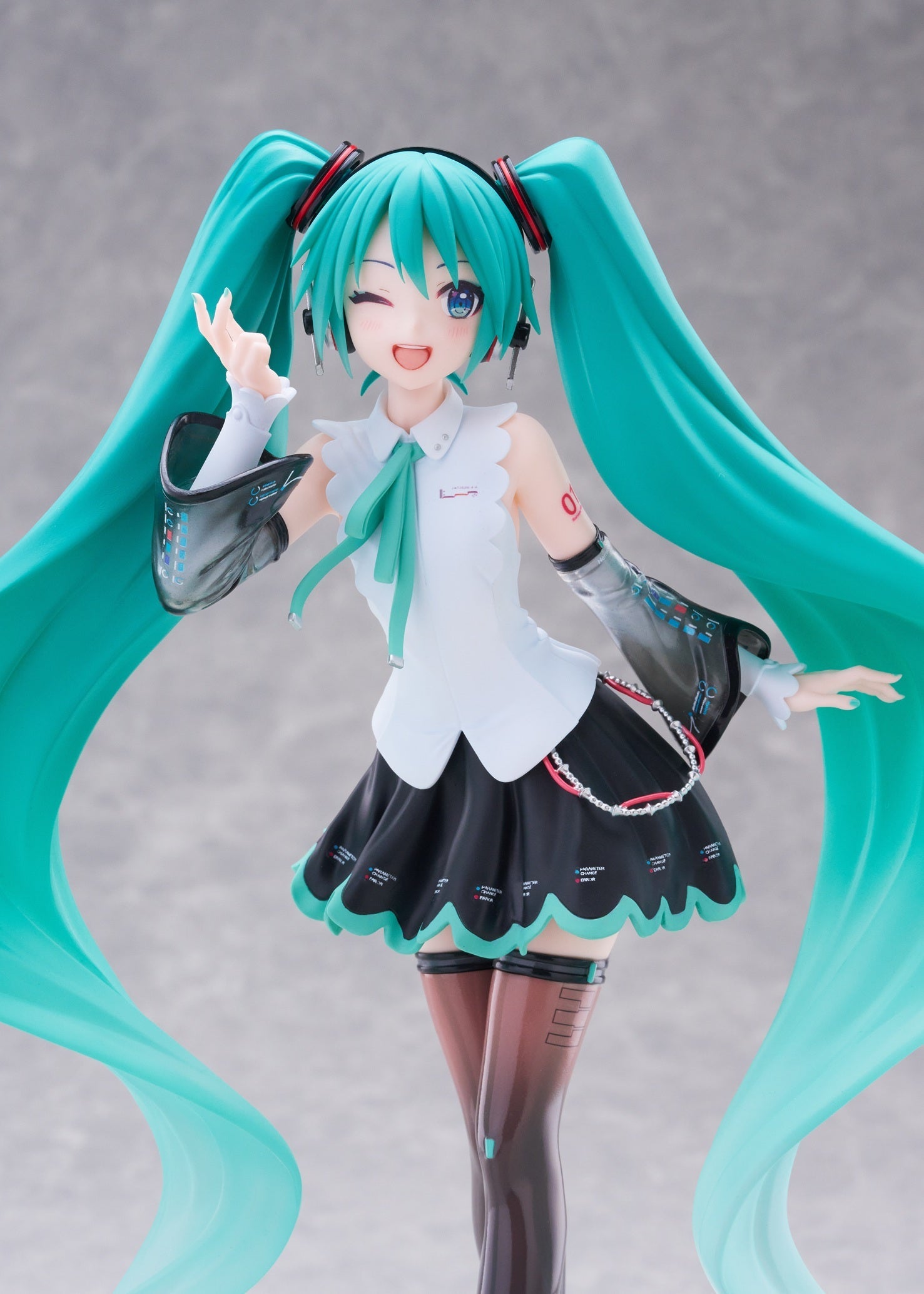 PRE-ORDER TAITO - Hatsune Miku T-Most Figure - Hatsune Miku: NT Ver.
