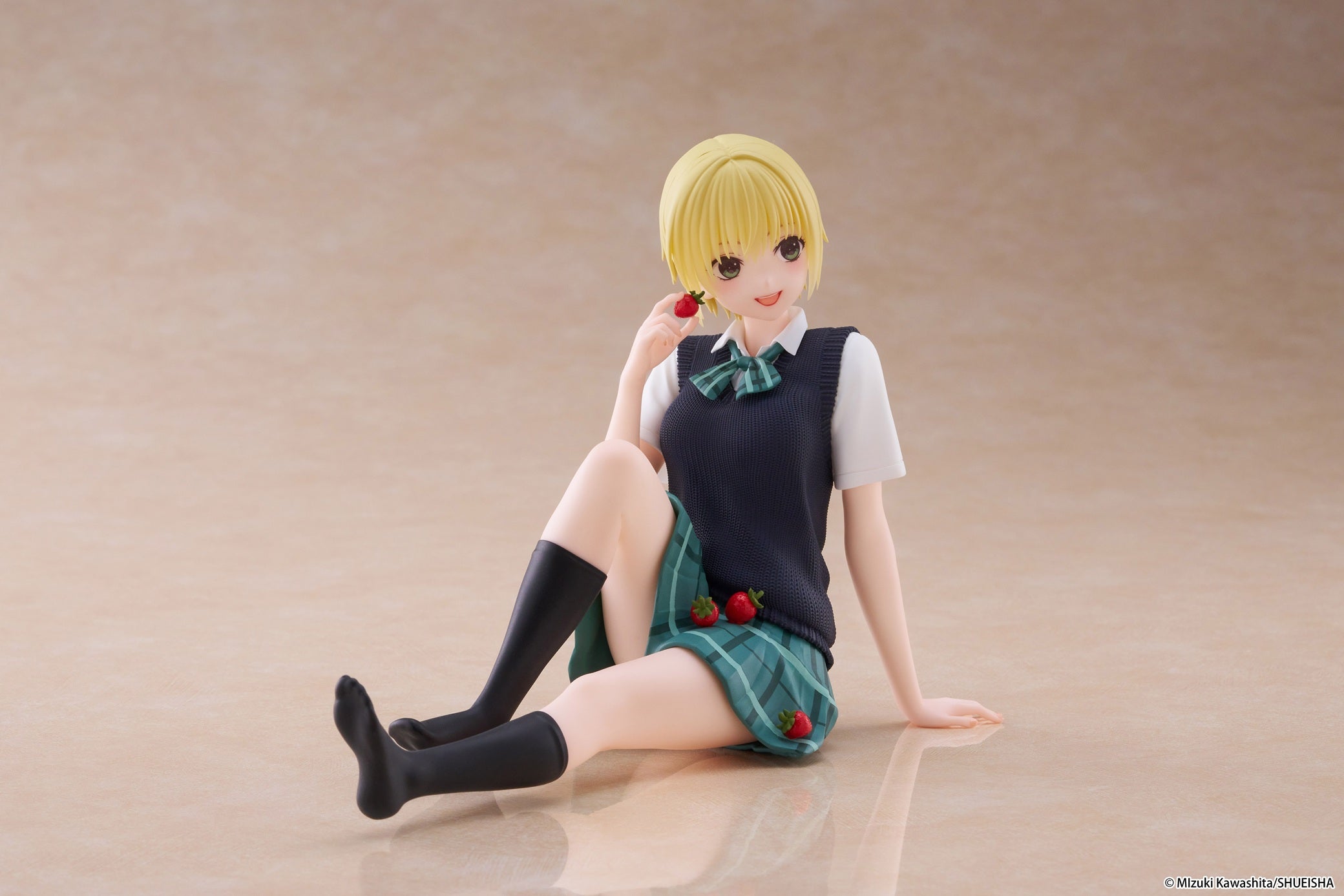PRE-ORDER TAITO - Strawberry 100% Desktop Cute Figure - Tsukasa Nishino: School uniform Ver.