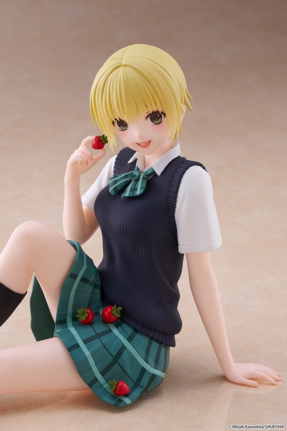 PRE-ORDER TAITO - Strawberry 100% Desktop Cute Figure - Tsukasa Nishino: School uniform Ver.