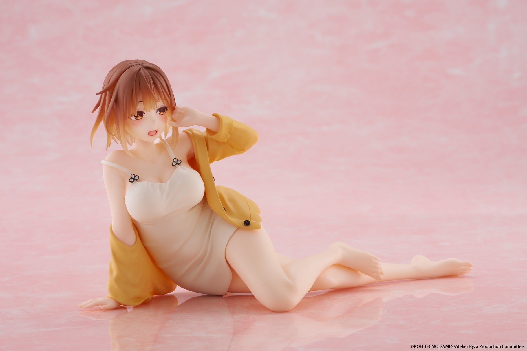 PRE-ORDER TAITO - Atelier Ryza: Ever Darkness & the Secret Hideout Desktop Cute Figure - Ryza: Nightwear Ver. [September 2026]
