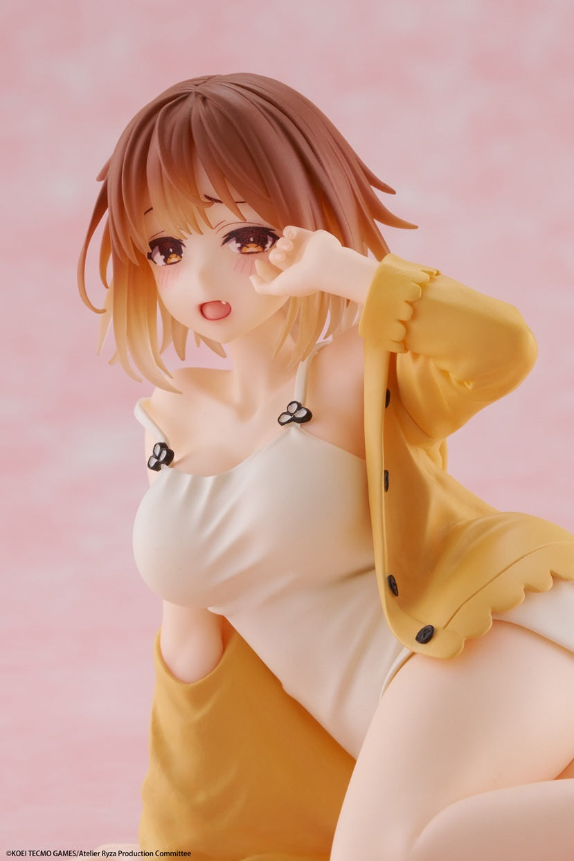 PRE-ORDER TAITO - Atelier Ryza: Ever Darkness & the Secret Hideout Desktop Cute Figure - Ryza: Nightwear Ver. [September 2026]
