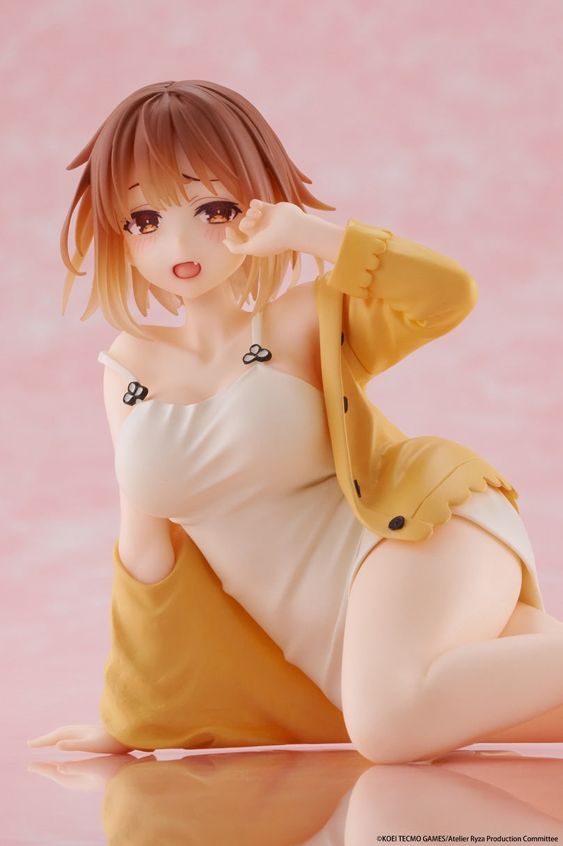 PRE-ORDER TAITO - Atelier Ryza: Ever Darkness & the Secret Hideout Desktop Cute Figure - Ryza: Nightwear Ver. [September 2026]