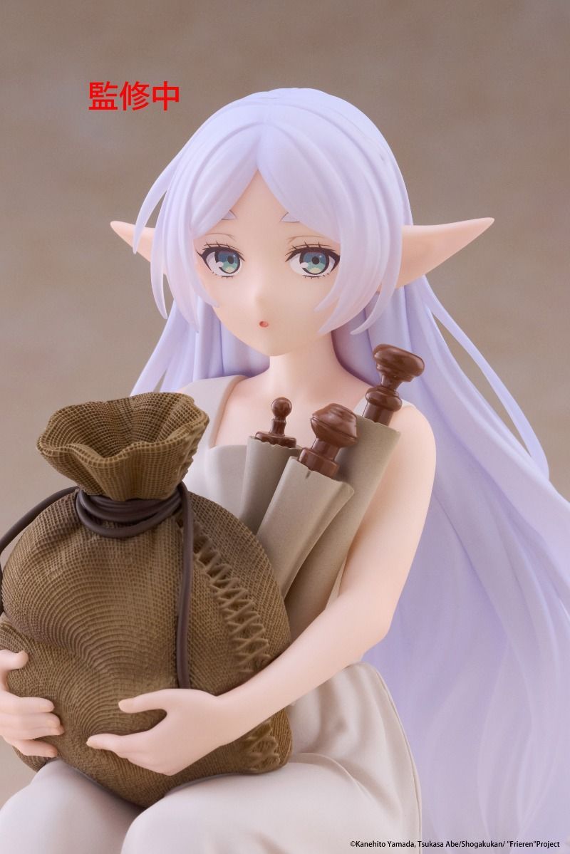 PRE-ORDER TAITO - Frieren: Beyond Journey's End Desktop Cute Figure - Frieren: In Training Ver.