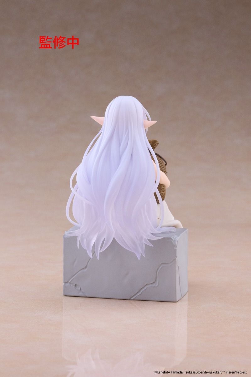 PRE-ORDER TAITO - Frieren: Beyond Journey's End Desktop Cute Figure - Frieren: In Training Ver.
