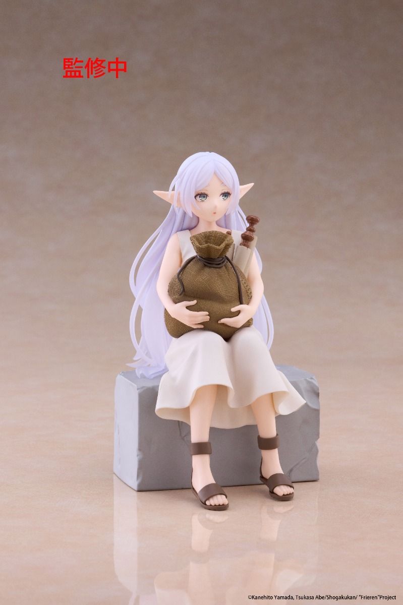 PRE-ORDER TAITO - Frieren: Beyond Journey's End Desktop Cute Figure - Frieren: In Training Ver.