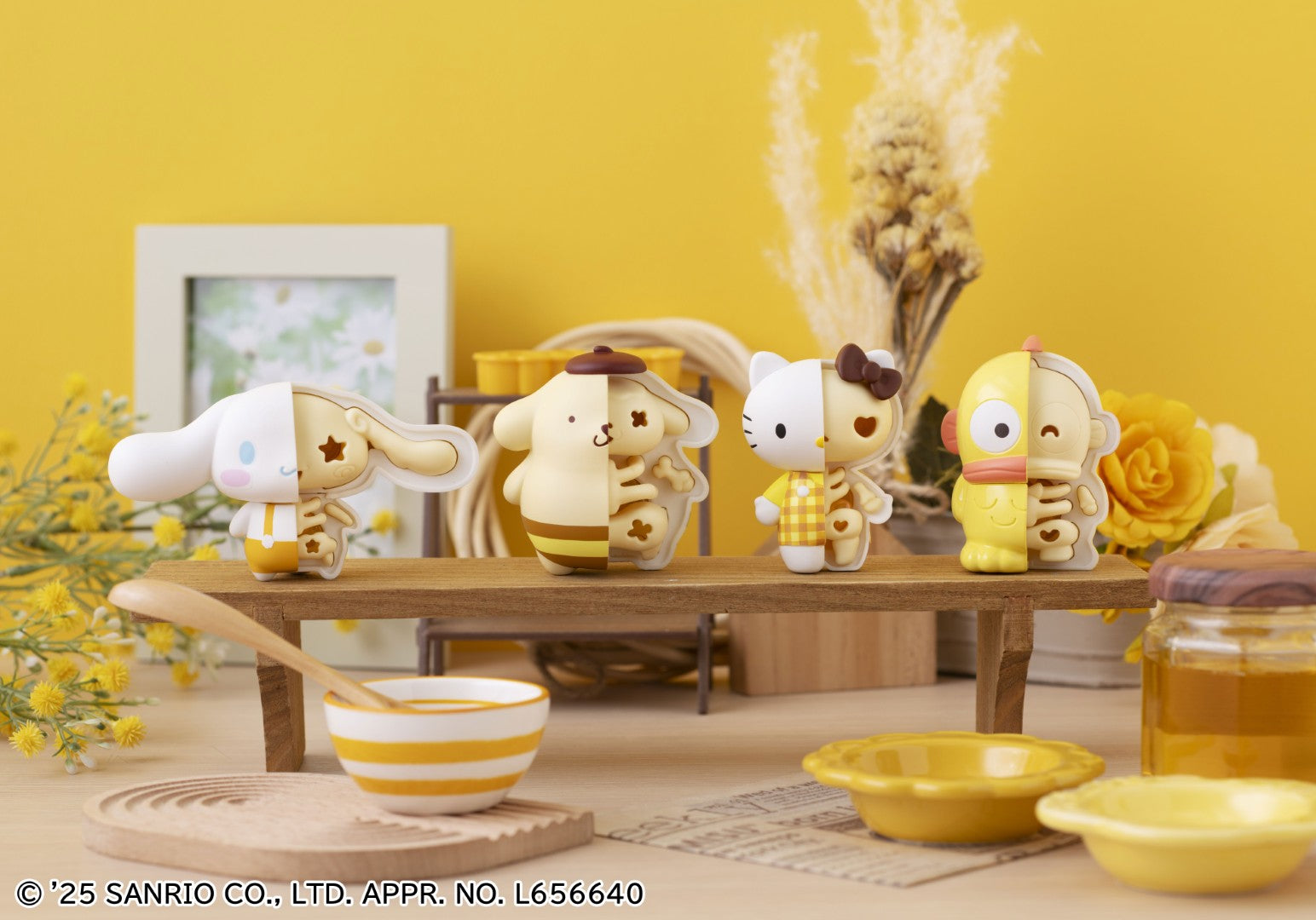 PRE-ORDER MegaHouse - KAITAI PUZZLE FANTASY - Sanrio Characters Honey Candy Mix [Box of 4]