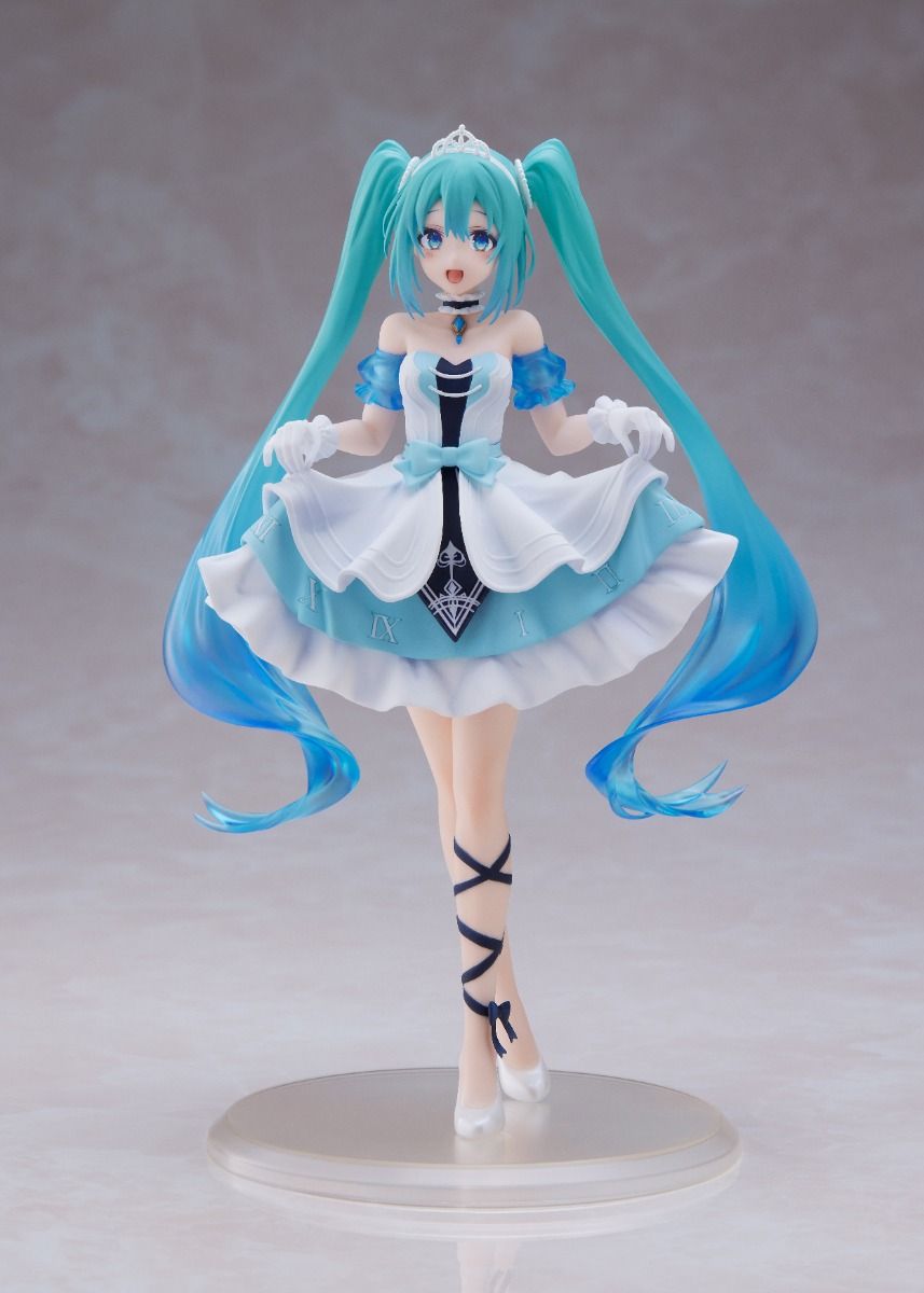 PRE-ORDER Taito - Hatsune Miku Wonderland Figure - Cinderella [June 2025 Release]