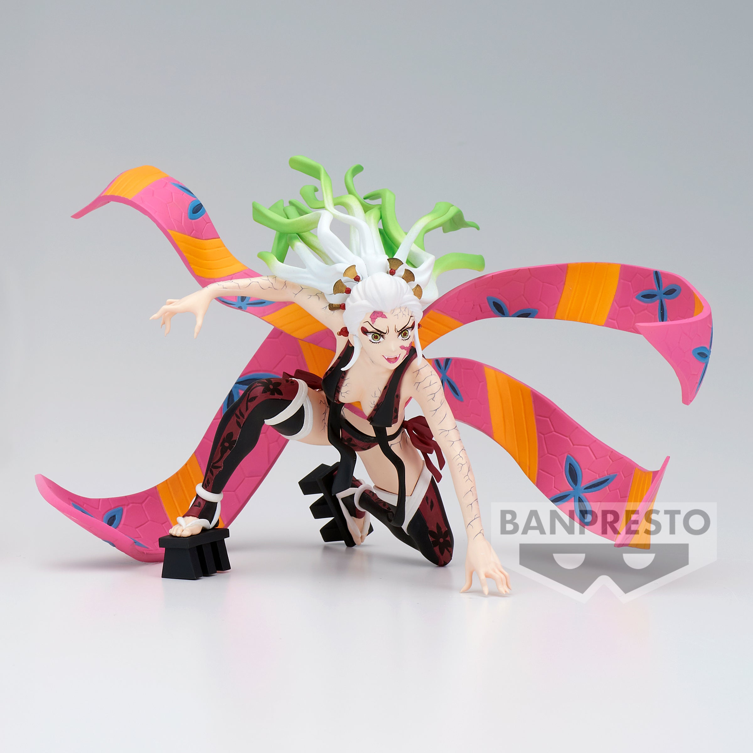 PRE-ORDER Banpresto - Demon Slayer: Kimetsu no Yaiba Vibration Stars - Daki: Ver. B