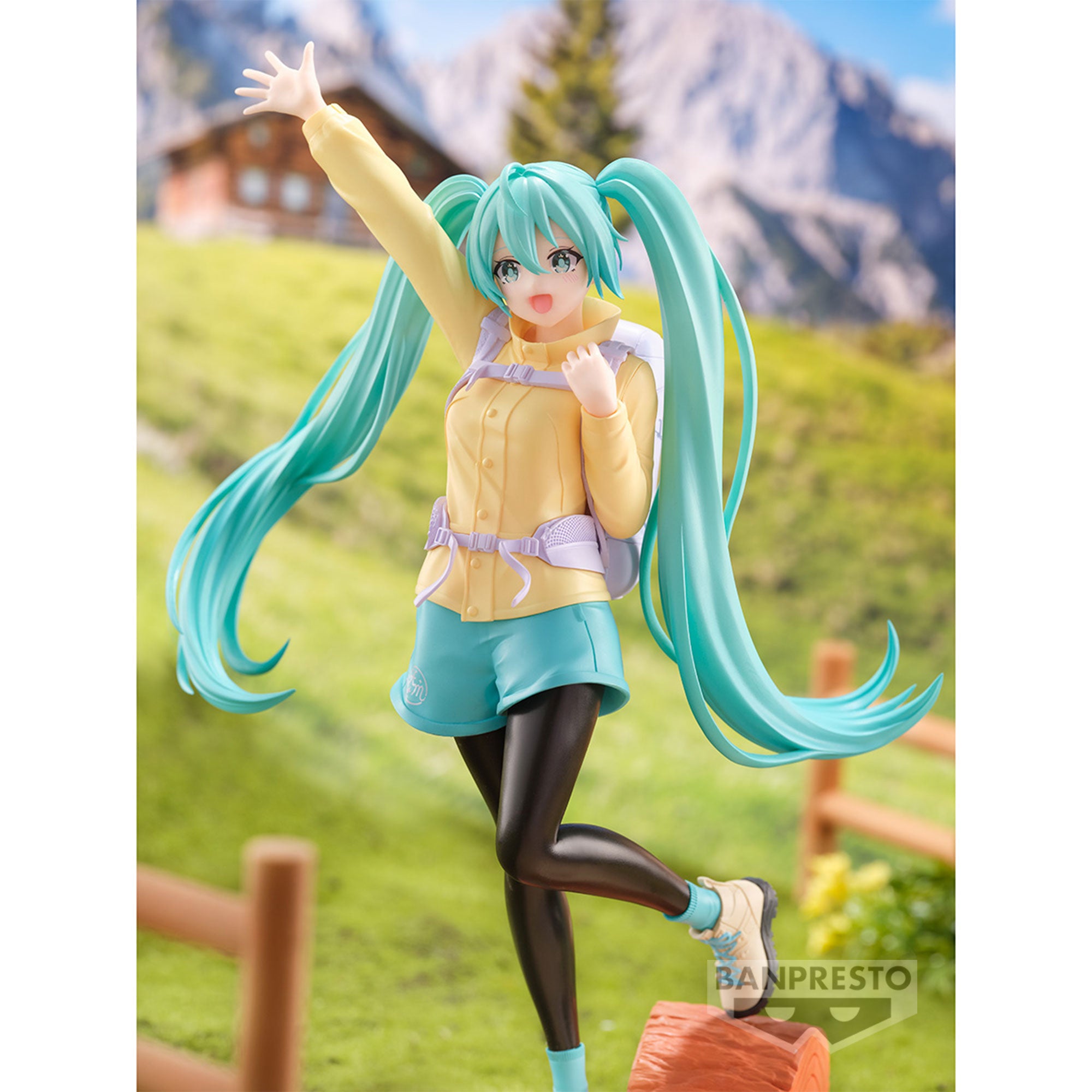 PRE-ORDER Banpresto - Hatsune Miku Holiday Memories Mountain Climbing