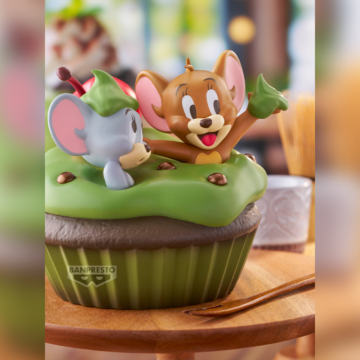 PRE-ORDER Banpresto - Tom and Jerry Big Soft Vinyl Figure - Sweet Matcha Cupcake
