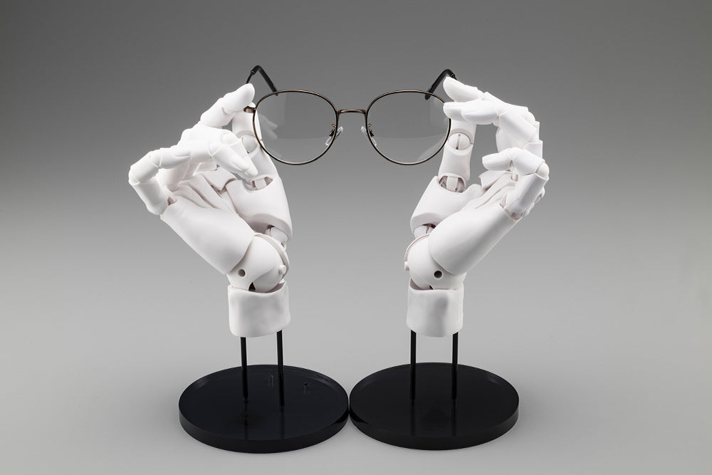 PRE-ORDER Kotobukiya - Artist Support Item - Hand Model/L: White