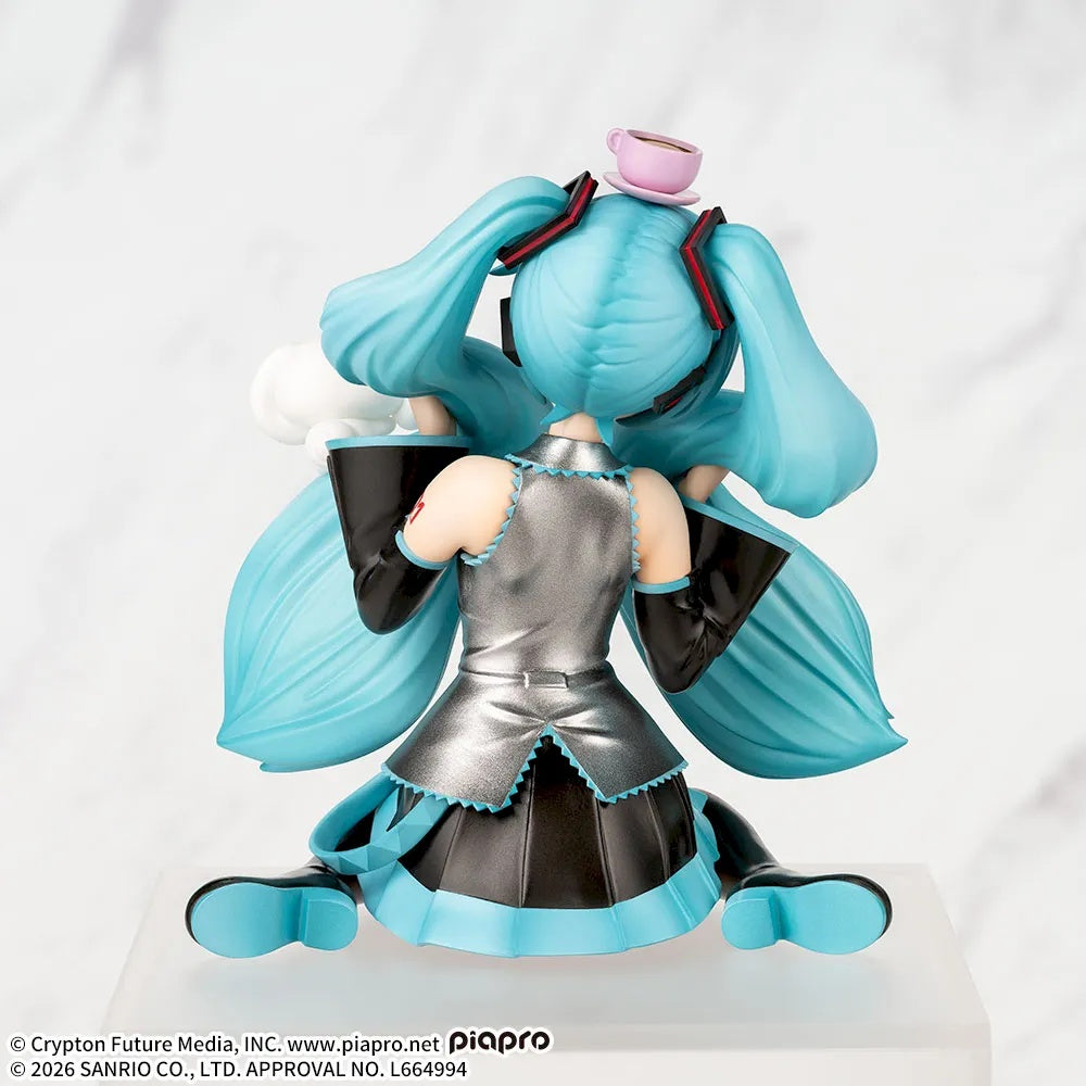 BACK-ORDER SEGA - Hatsune Miku × Cinnamoroll Chokonose Premium Figure ‐ Hatsune Miku × Cinnamoroll: Fluffy Ver. [JP]