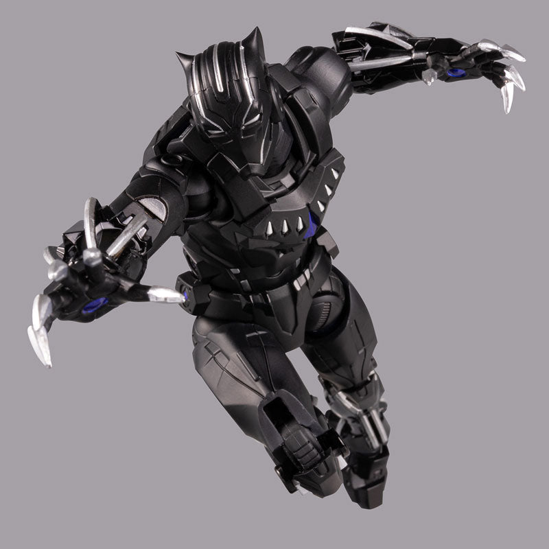 PRE-ORDER Fighting Armor - Black Panther [August 2023 Release]